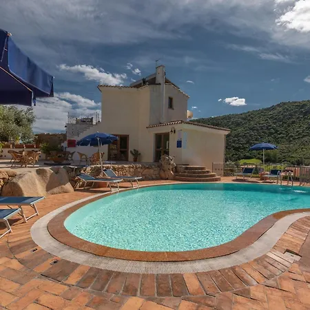 Stunning Bouganvillage 1 Bed Sleep 4 Apartment Tanaunella
