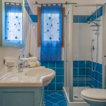Apartment Stunning Bouganvillage 1 Bed Sleep 4 Tanaunella
